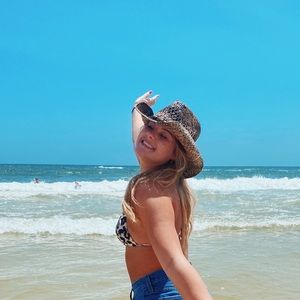 Meet your Posher, Kailey